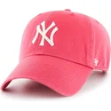 gorra-curva-rosa-chicle-de-new-york-yankees-mlb-clean-up-de-47-brand