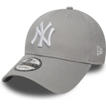 graue-verstellbare-curved-cap-9forty-essential-der-new-york-yankees-mlb-von-new-era