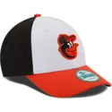 gorra-curva-blanca-negra-y-naranja-ajustable-9forty-the-league-de-baltimore-orioles-mlb-de-new-era