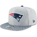 new-era-flat-brim-9fifty-sideline-new-england-patriots-nfl-grey-snapback-cap