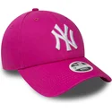 rozowa-regulowana-czapka-z-zakrzywionym-daszkiem-9forty-essential-new-york-yankees-mlb-new-era
