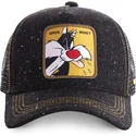 schwarze-silvestre-trucker-cap-loomin1-looney-tunes-von-capslab