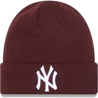 Gorro granate Cuff Beanie League Essential de New York Yankees MLB de New Era