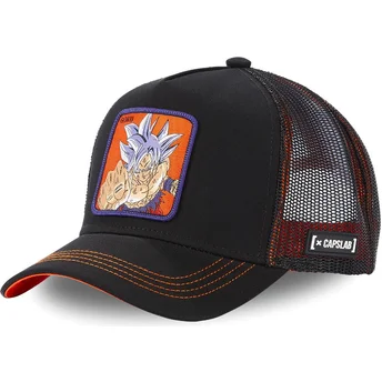 Gorra trucker negra Son Goku ULT2 Ultra Instinct Dragon Ball de Capslab