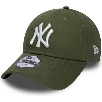 New Era Curved Brim Youth 9FORTY League Essential New York Yankees MLB Green Adjustable Cap