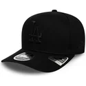 gorra-curva-negra-snapback-con-logo-negro-9fifty-stretch-snap-tonal-de-los-angeles-dodgers-mlb-de-new-era