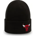 gorro-negro-essential-cuff-de-chicago-bulls-nba-de-new-era