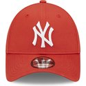 new-era-curved-brim-9forty-league-essential-new-york-yankees-mlb-dark-red-adjustable-cap