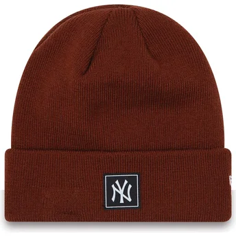 Σκούφος σκούρο καφέ Team Cuff των New York Yankees MLB της New Era