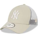 czapka-trucker-bezowo-biala-9forty-a-frame-new-york-yankees-mlb-new-era
