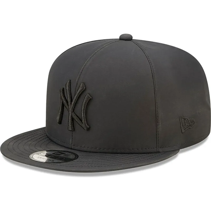 gorra-plana-negra-snapback-con-logo-negro-9fifty-gore-tex-de-new-york-yankees-mlb-de-new-era