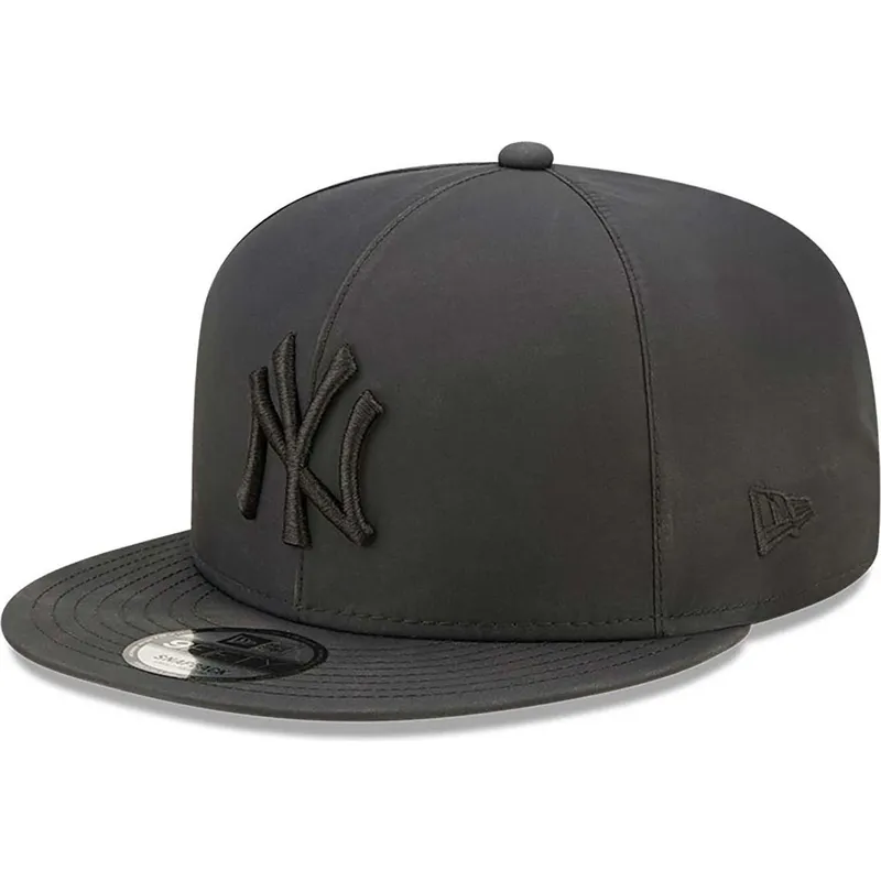 gorra-plana-negra-snapback-con-logo-negro-9fifty-gore-tex-de-new-york-yankees-mlb-de-new-era