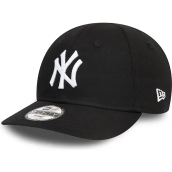 Czarna zakrzywiona czapka regulowana dla małego dziecka 9FORTY League Essential New York Yankees MLB New Era
