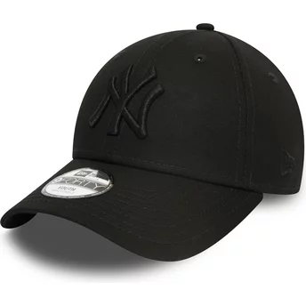 Casquette courbée noire ajustable pour enfant avec logo noir 9FORTY League Essential New York Yankees MLB New Era