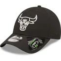 schwarze-verstellbare-9forty-repreve-monochrom-kappe-der-chicago-bulls-nba-von-new-era