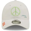 gorra-curva-blanca-ajustable-9twenty-washed-graphic-de-new-era