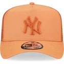 casquette-trucker-marron-avec-logo-marron-a-frame-tech-ripstop-new-york-yankees-mlb-new-era