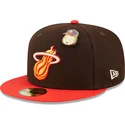 brun-och-rod-platt-keps-justerad-59fifty-the-elements-fire-pin-fran-miami-heat-nba-av-new-era