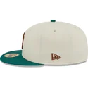 gorra-plana-gris-y-verde-ajustada-con-logo-marron-59fifty-camp-de-new-york-yankees-mlb-de-new-era