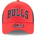 gorra-trucker-roja-a-frame-team-script-de-chicago-bulls-nba-de-new-era