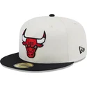 gorra-plana-blanca-y-negra-ajustada-59fifty-championships-de-chicago-bulls-nba-de-new-era