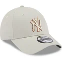 new-era-curved-brim-9forty-team-outline-new-york-yankees-mlb-beige-adjustable-cap