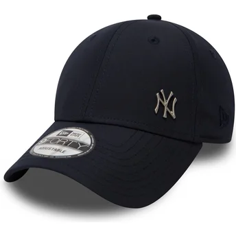 Verstellbare marineblaue 9FORTY-Kappe mit gebogenem Schirm und makellosem New York Yankees MLB-Logo von New Era