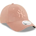 new-era-curved-brim-women-pink-logo-9forty-velour-new-york-yankees-mlb-pink-adjustable-cap