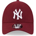 gorra-curva-roja-ajustable-9forty-essential-melton-wool-de-new-york-yankees-mlb-de-new-era