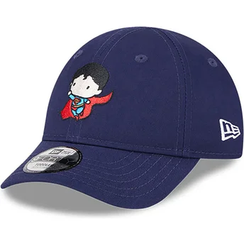 Verstellbare blaue 9FORTY Kinderkappe mit gebogenem Schirm von Superman DC Comics von New Era