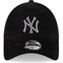 casquette-courbee-noire-ajustable-9forty-wide-cord-new-york-yankees-mlb-new-era