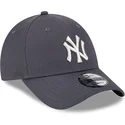 casquette-courbee-grise-ajustable-9forty-metallic-new-york-yankees-mlb-new-era