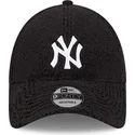 gorra-curva-negra-ajustable-9forty-teddy-de-new-york-yankees-mlb-de-new-era