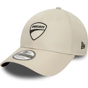 Gorra curva beige ajustable 9FORTY Ripstop de Ducati Motor MotoGP de New Era