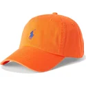 regulowana-pomaranczowa-czapka-z-daszkiem-z-niebieskim-logo-cotton-chino-classic-sport-od-polo-ralph-lauren
