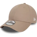 gorra-curva-marron-claro-ajustable-9forty-essential-de-new-era