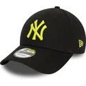 new-era-curved-brim-yellow-logo-9forty-league-essential-new-york-yankees-mlb-black-adjustable-cap