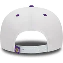 gorra-plana-blanca-y-violeta-snapback-9fifty-white-crown-de-los-angeles-lakers-nba-de-new-era