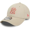 gorra-curva-beige-ajustable-9forty-team-outline-de-new-york-yankees-mlb-de-new-era