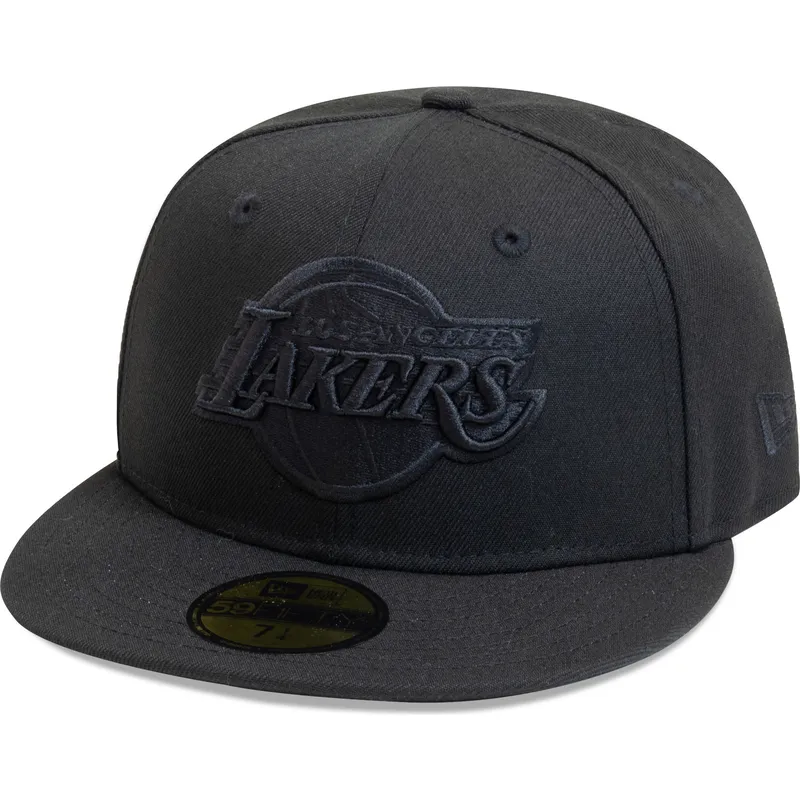 svart-justerbar-flat-keps-med-svart-logotyp-59fifty-essential-fran-los-angeles-lakers-nba-av-new-era