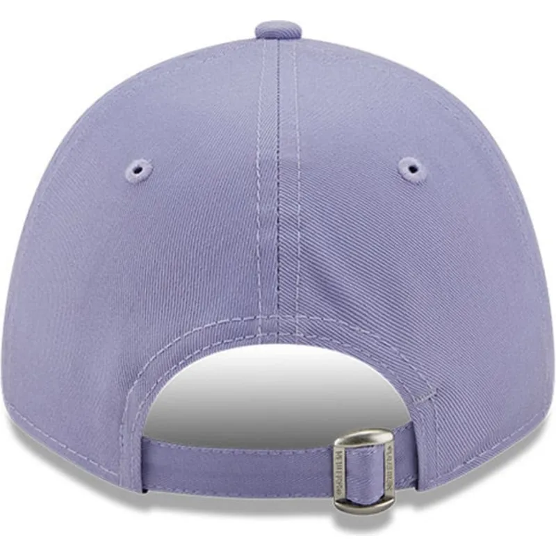 verstellbare-violette-damenkappe-9forty-league-essential-der-new-york-yankees-mlb-von-new-era
