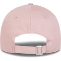 gorra-curva-rosa-ajustable-con-logo-rosa-9forty-league-essential-de-new-york-yankees-mlb-de-new-era