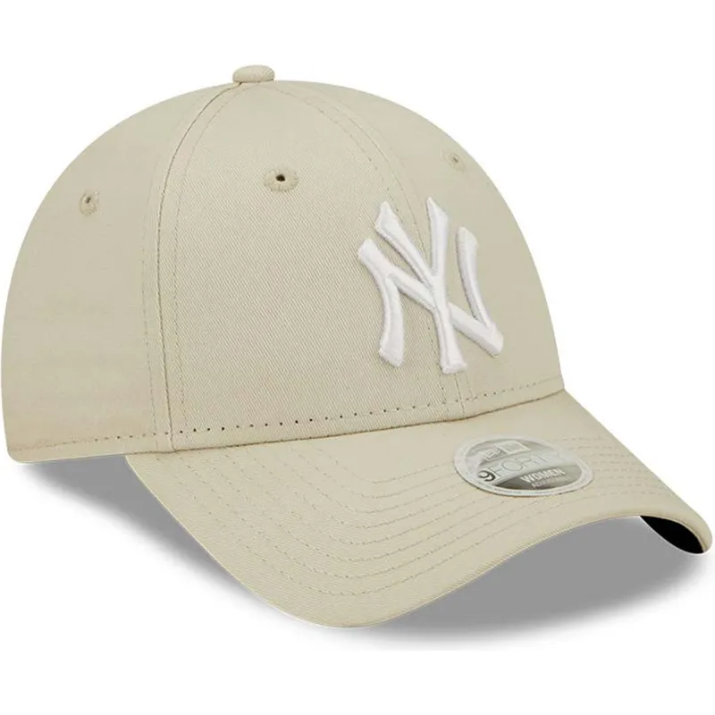 bezowa-regulowana-czapka-z-zakrzywionym-daszkiem-dla-kobiet-9forty-league-essential-new-york-yankees-mlb-new-era