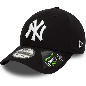 Czarna zakrzywiona regulowana czapka 9FORTY REPREVE League Essential New York Yankees MLB od New Era