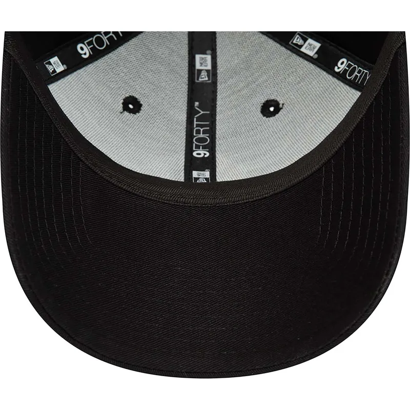 svart-bojd-justerbar-keps-9forty-repreve-league-essential-fran-new-york-yankees-mlb-av-new-era