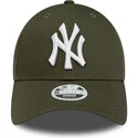 new-era-curved-brim-women-9forty-league-essential-new-york-yankees-mlb-green-adjustable-cap