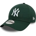 gorra-curva-verde-oscuro-ajustable-9forty-league-essential-de-new-york-yankees-mlb-de-new-era