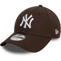 dunkelbraune-verstellbare-9forty-league-essential-kappe-der-new-york-yankees-mlb-von-new-era