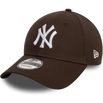 Ciemnobrązowa regulowana czapka z daszkiem 9FORTY League Essential New York Yankees MLB New Era