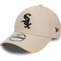 gorra-curva-beige-ajustable-9forty-league-essential-de-chicago-white-sox-mlb-de-new-era